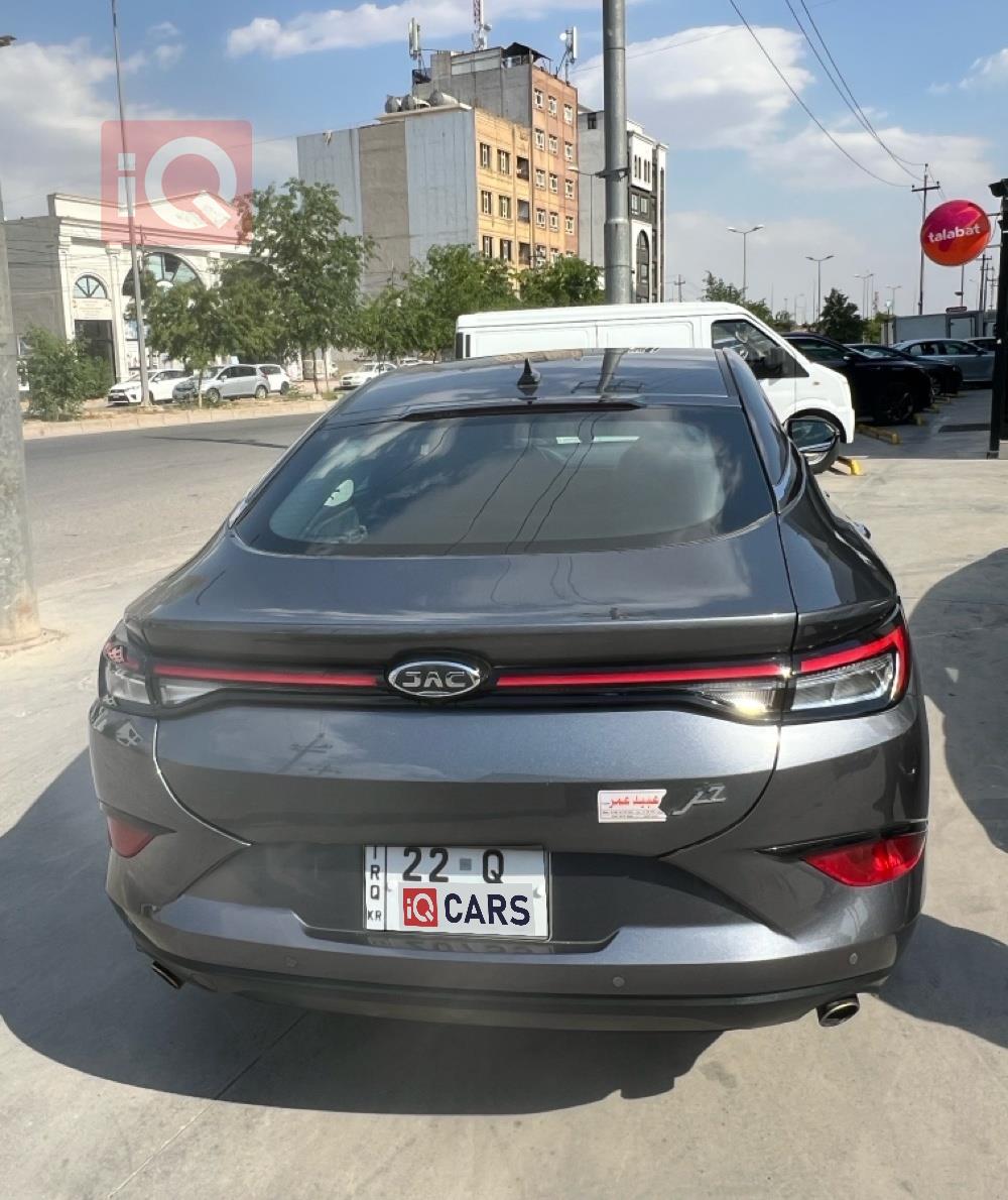 JAC J7